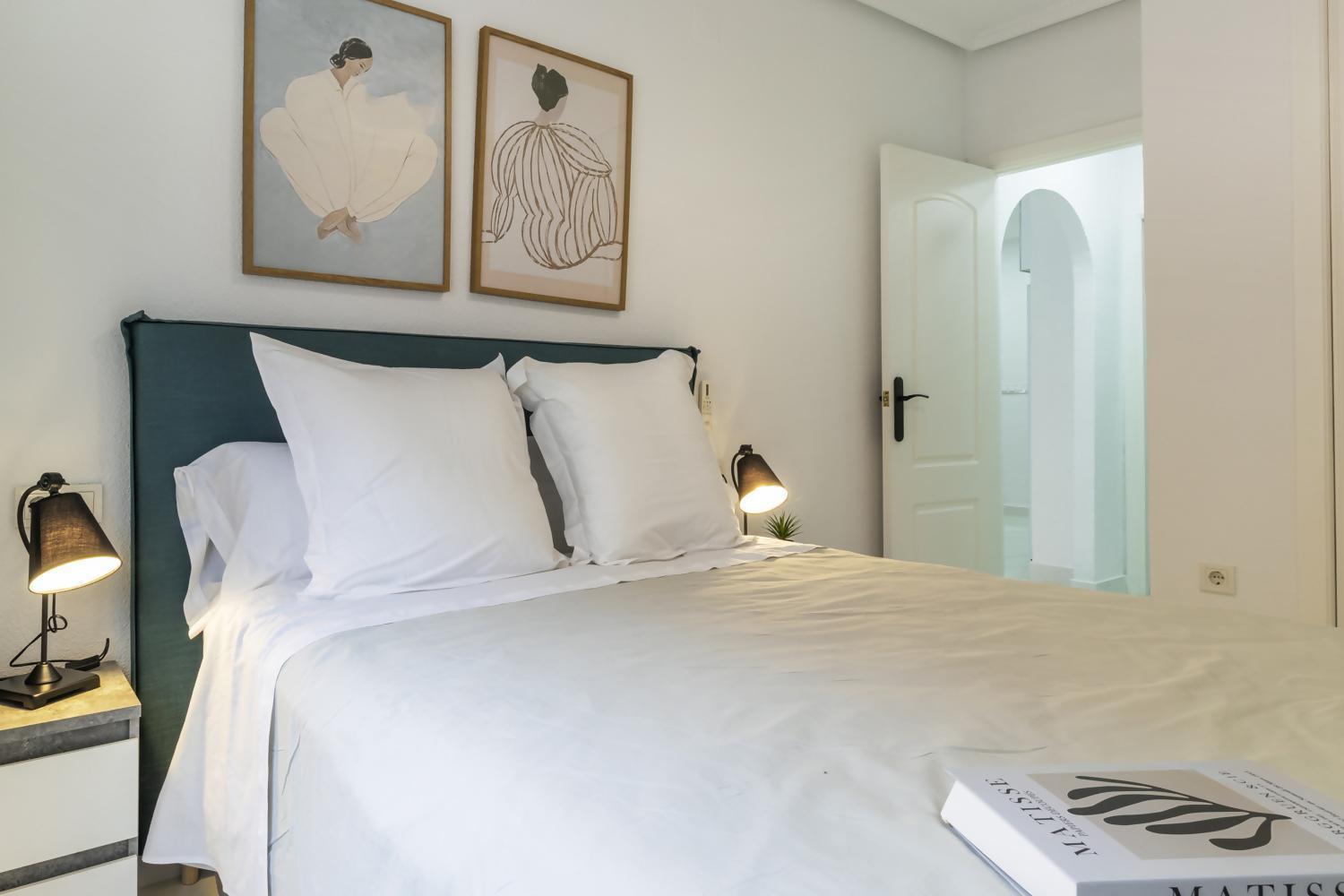 Apartamento Pink Azure Torrevieja Kültér fotó