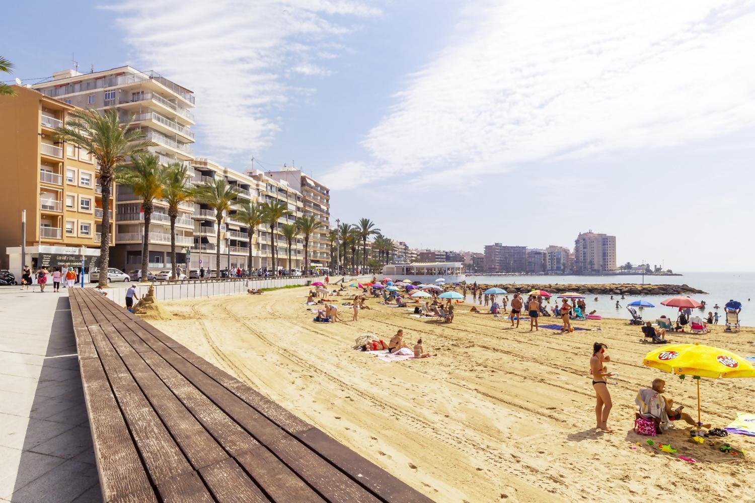Apartamento Pink Azure Torrevieja Kültér fotó
